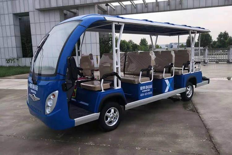 極景門窗11座電動(dòng)觀光車操作簡(jiǎn)便