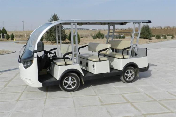 電動(dòng)觀光車輪胎應(yīng)按規(guī)定車型配裝，并根據(jù)行駛地區(qū)道路條件選擇相適應(yīng)的胎面花紋