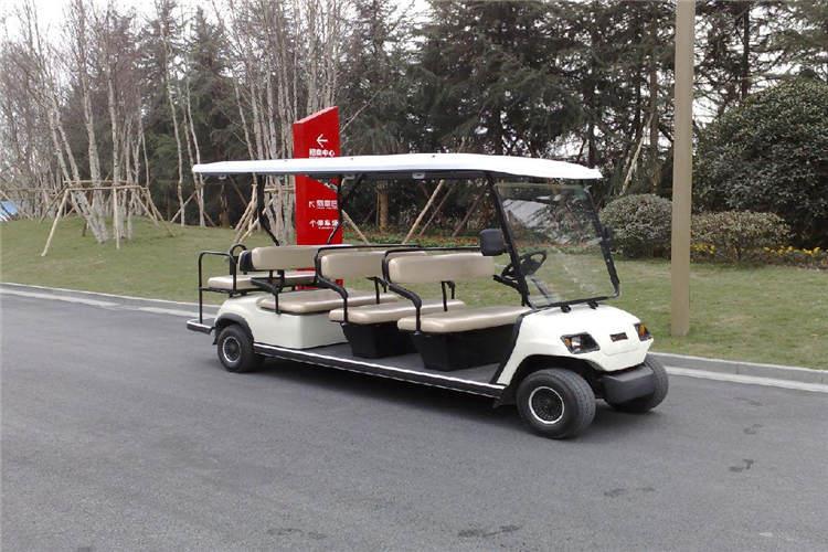 駕駛山東電動觀光車出行前，應(yīng)檢查蓄電池的電量