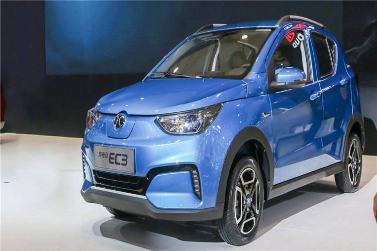 山東新能源電動車結(jié)構(gòu)簡單，使用維修方便，新能源電動汽車較內(nèi)燃機汽車結(jié)構(gòu)簡單